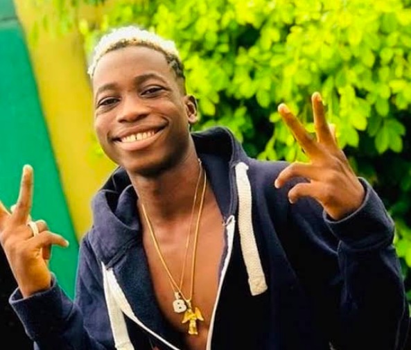 Davido signs Lil frosh to DMW.