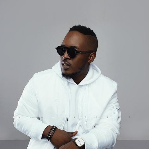 M.I Abaga reacts as a fan say he won't marry until he does