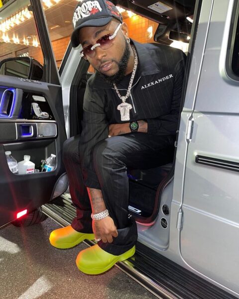 Zlatan, other celebrities react as Davido says he can't breathe