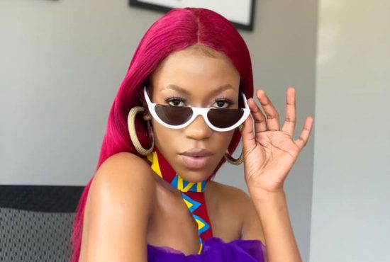 Ugandan Singer, Vinka Kicks A Male Fan who tried to touch her private part on stage
