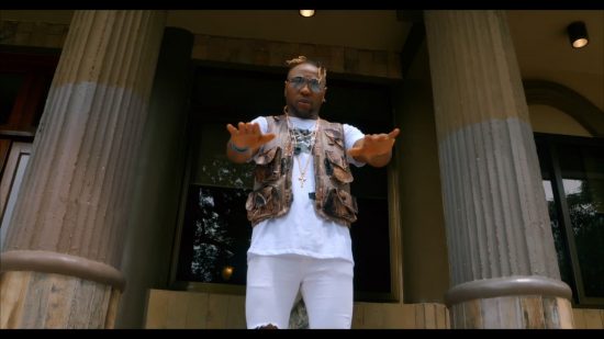 Anthony Sky releases his video for album track 'Passenger'