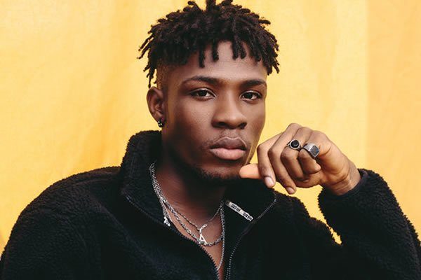 Top 10 Nigerian artistes that are very good with love songs