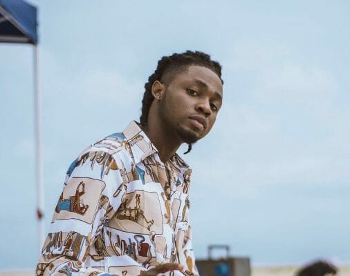 Female Fans heartbroken as Omah lay unveils Girlfriend