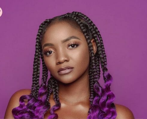 Simi steady holding it down with unique vocals and great lyrics