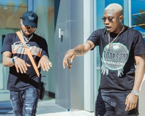 Zlatan joins fans in blessing Davido with money