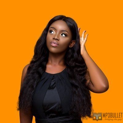 Gyakie urges people not to be comfortable with public validation