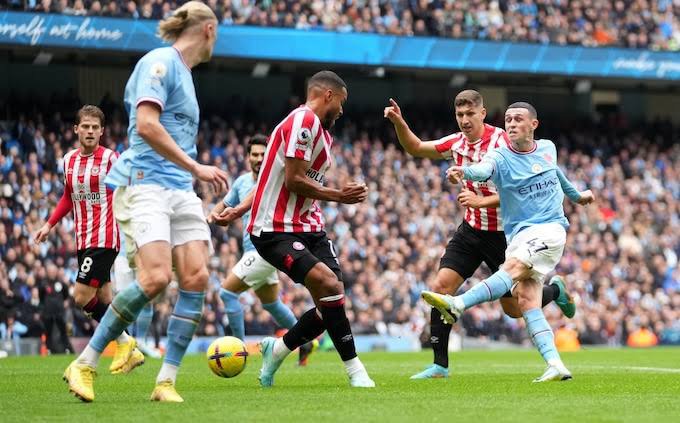 Brentford shut down Etihad with last-minute goal against Man City
