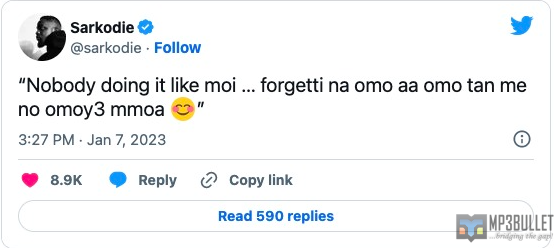 A female supporter accuses Sarkodie of calling critics animals.