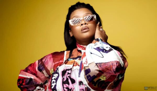 Lady Du is robbed as she attempts to help a fake GBV victim.
