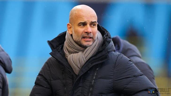 Pep Guardiola gives warning to his players ahead of Manchester United derby showdown.