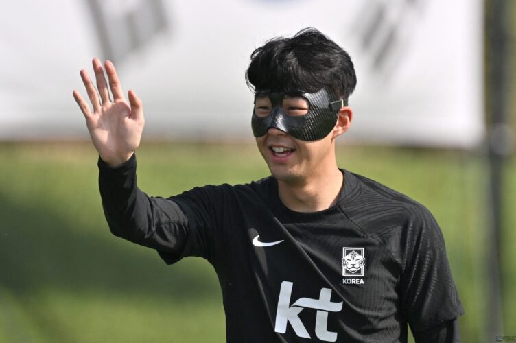 Son reveals why he keeps throwing away his protective face mask